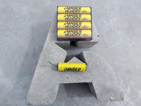 Mocna petarda Danger Hobby 5g - 5g NEC/szt - 4 sztuki (całe opakowania)